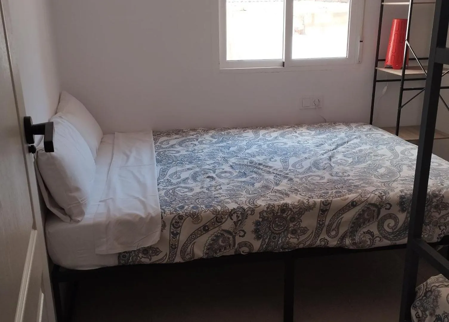 מאלגה Casa Lagunillas Ensuite בית אירוח