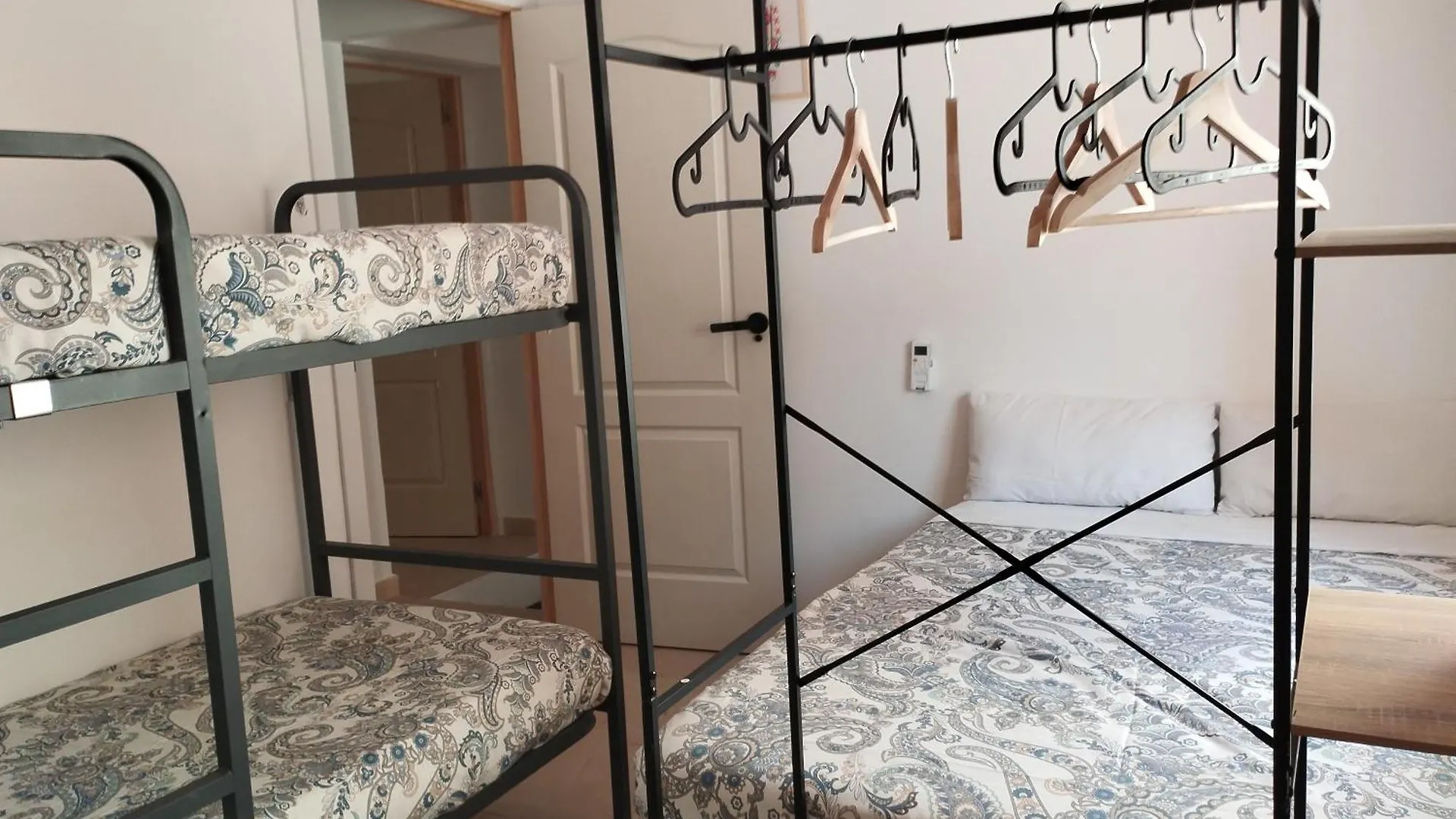 מאלגה Casa Lagunillas Ensuite בית אירוח